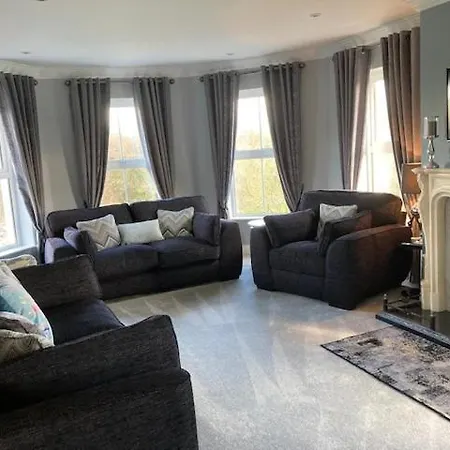 Tailors Lodge, Continental Breakfast * Castleisland