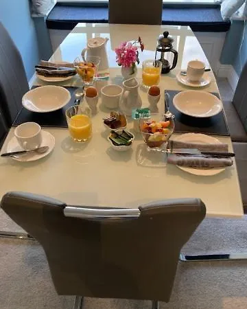 Tailors Lodge, Continental Breakfast Каслайленд