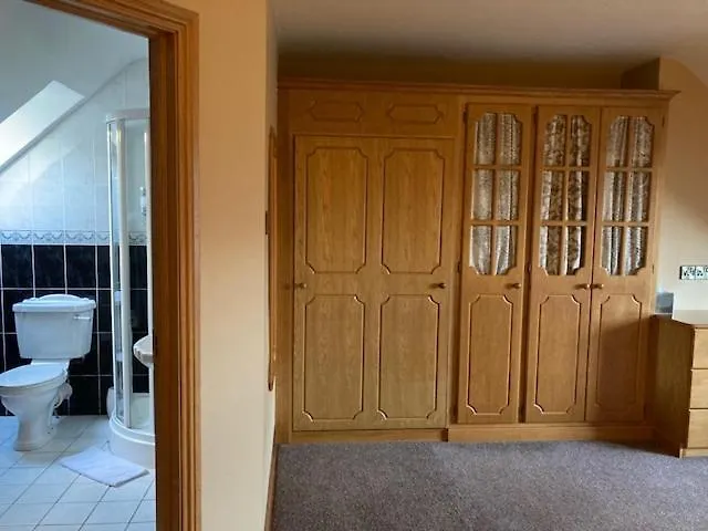 Tailors Lodge, Continental Breakfast